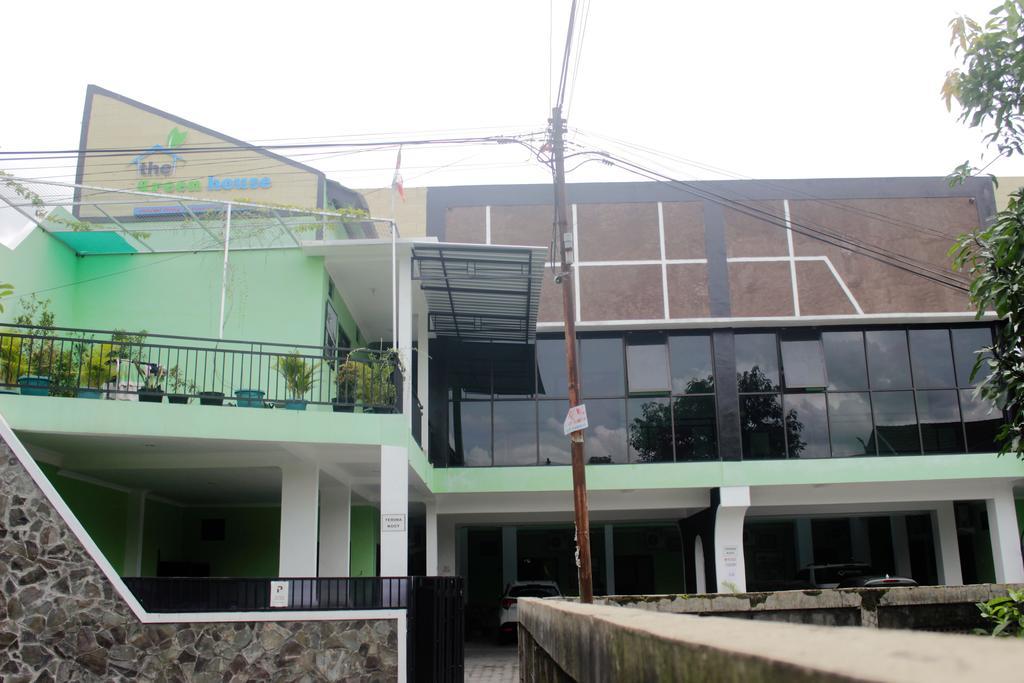 The Greenhouse Yogyakarta Ngoại thất bức ảnh